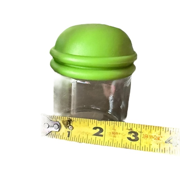 Vintage 1960s Pyrex Salt & Pepper Shakers – Green Tops – New in Box - Picture 4 of 14